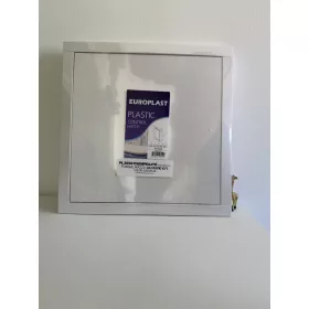 REVÍZIÓS AJTÓ 30X30 MÜA.