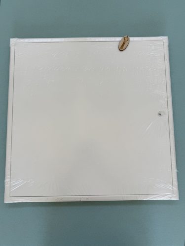 REV.AJTÓ 60X60 FÉM