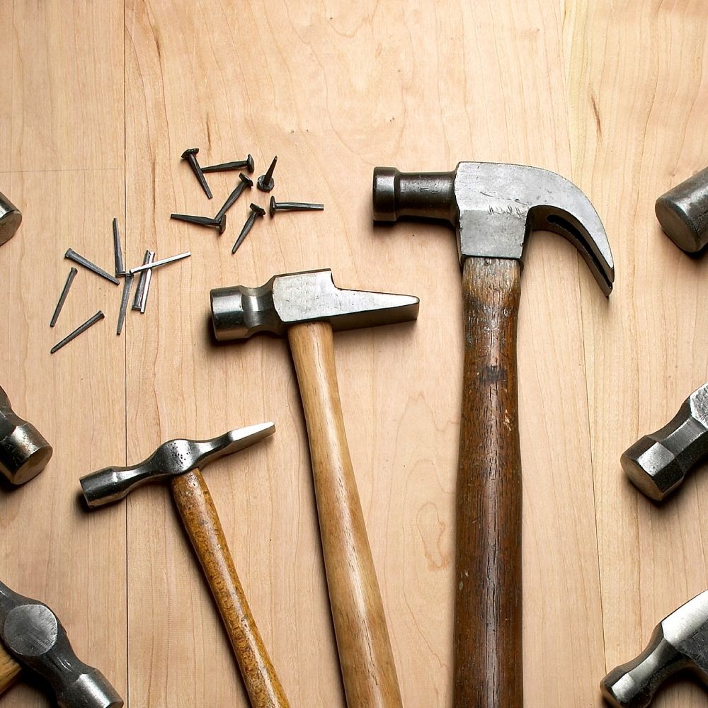 A Megfelelő Kalapács Kiválasztása: Egy Eszköz, Több Feladat